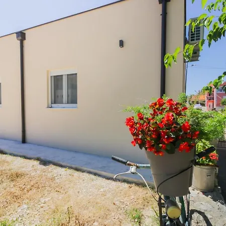 Apartment Zemunik