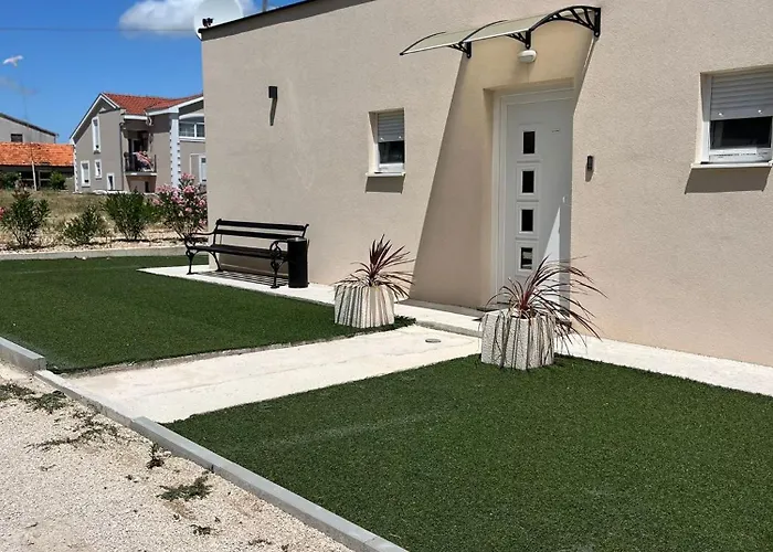 Zemunik Διαμέρισμα *